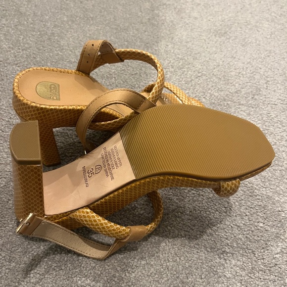 Bared Footware Todies tan strappy heels - Picture 3 of 3